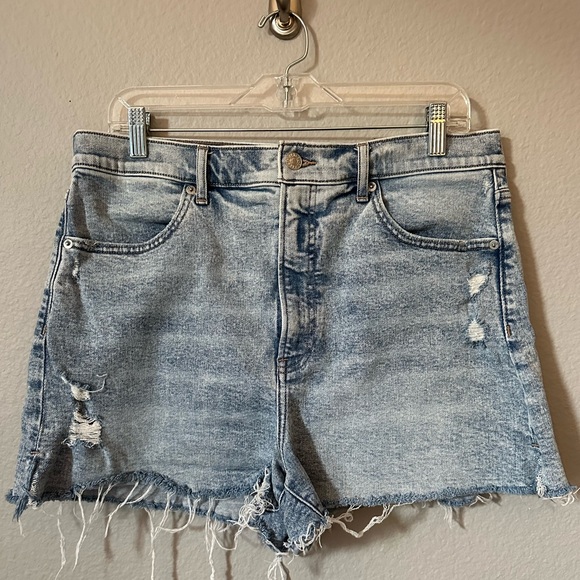 Express Mom Shorts - Picture 1 of 7